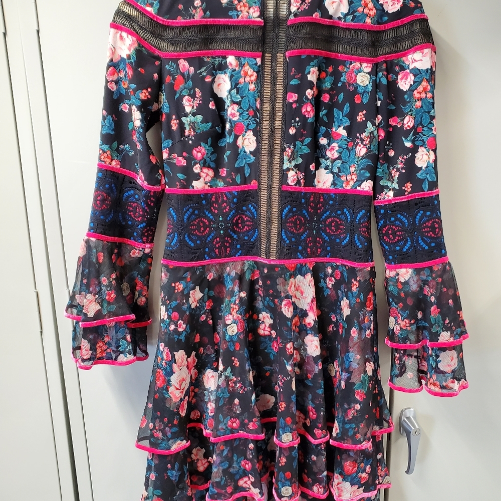 Tadashi Shoji Women's Long Sleeve Midi Dress, Size